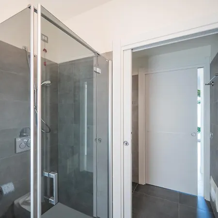Апартаменты Apartmentsgarda - Giada Торри-дель-Бенако