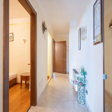 Apartmentsgarda - Giada Appartamento Torri Del Benaco