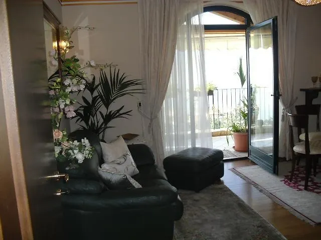 Giada * Torri Del Benaco